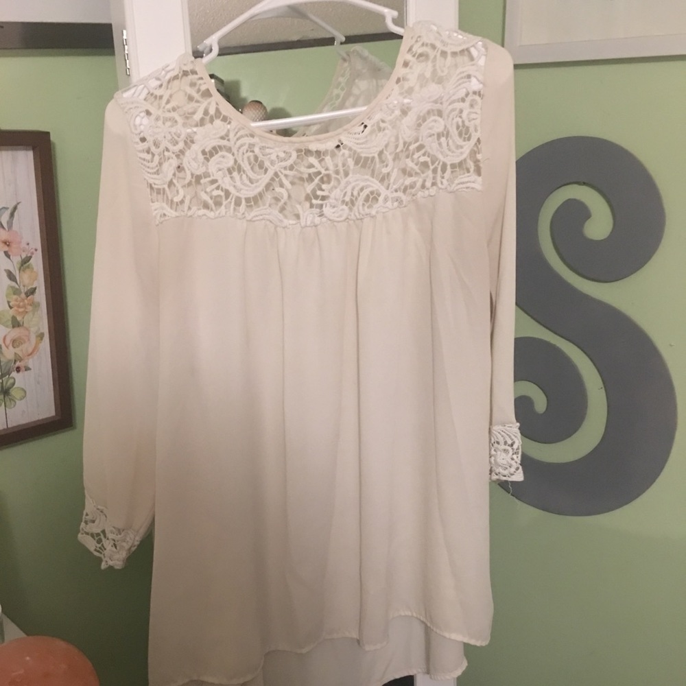 EyeShadow White Dressy Long-Sleeve Top